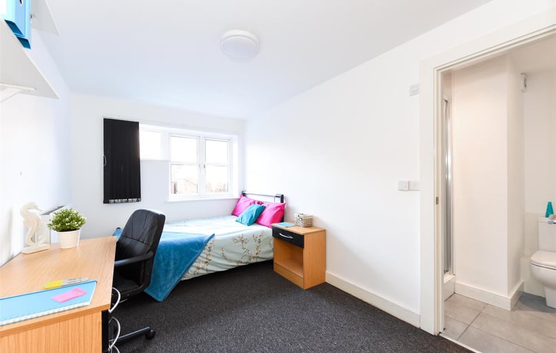 Brookland Rd, Clarendon Park, Leicester - Image 1